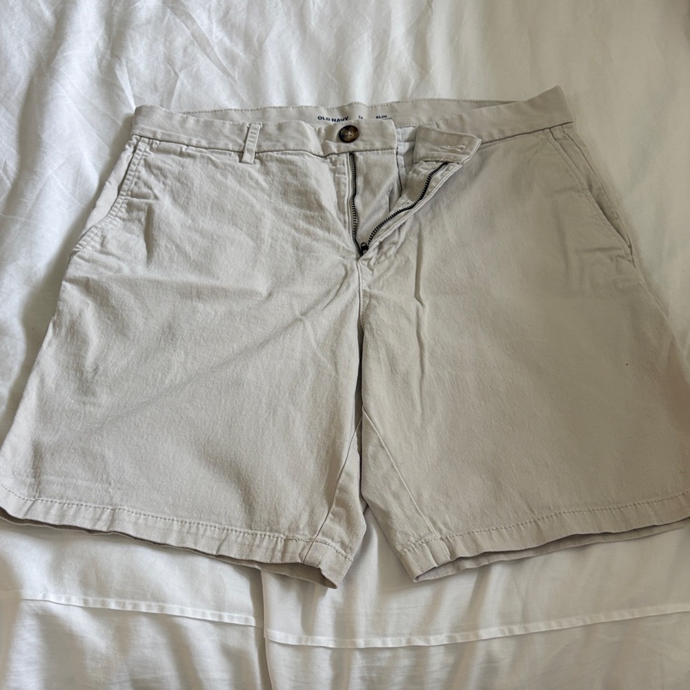Old Navy Men's Tan Flat Front Shorts